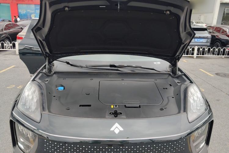 Used Hyptec HL 2025 700 Ultra Six-Seater All-Wheel-Drive LiDAR Version Engine Bay