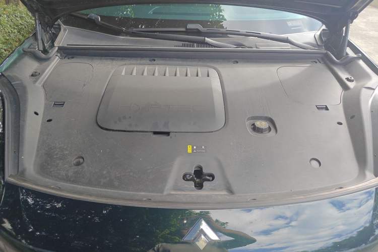 Used Hyptec HL 2025 350 Max Six-Seater LiDAR Version Engine Bay