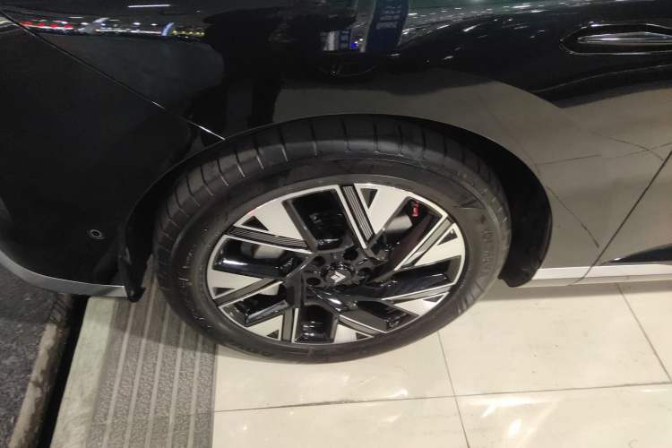 Used Hyptec HL 2025 Model 350 Pro Six-Seater LiDAR Edition Exterior 7