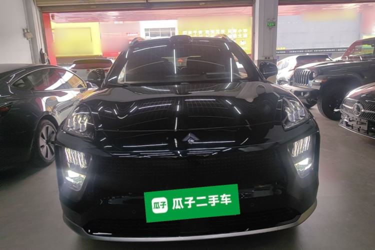 Used Hyptec HL 2025 700 Ultra Six-Seater All-Wheel-Drive LiDAR Version Front