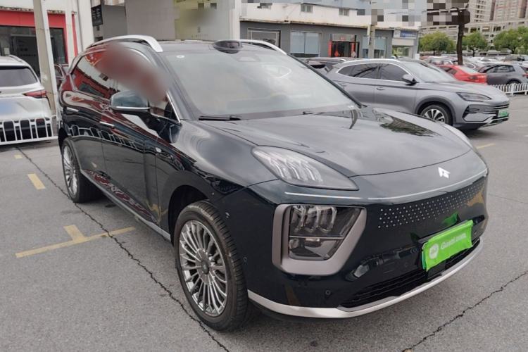 Used Hyptec HL 2025 700 Ultra Six-Seater All-Wheel-Drive LiDAR Version Front Right 45 Deg