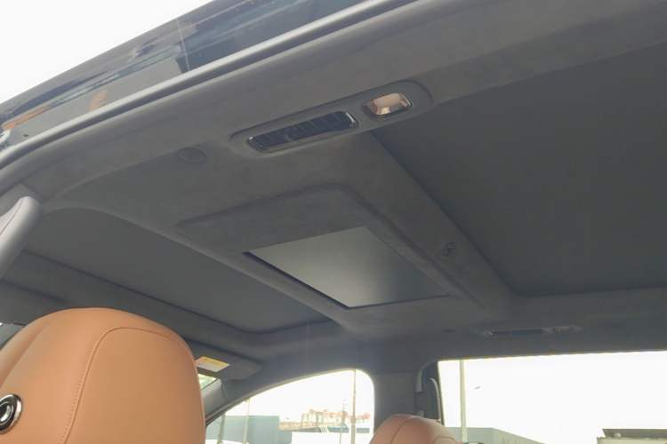 Used Hyptec HL 2025 700 Ultra Six-Seater All-Wheel-Drive LiDAR Version Headliner