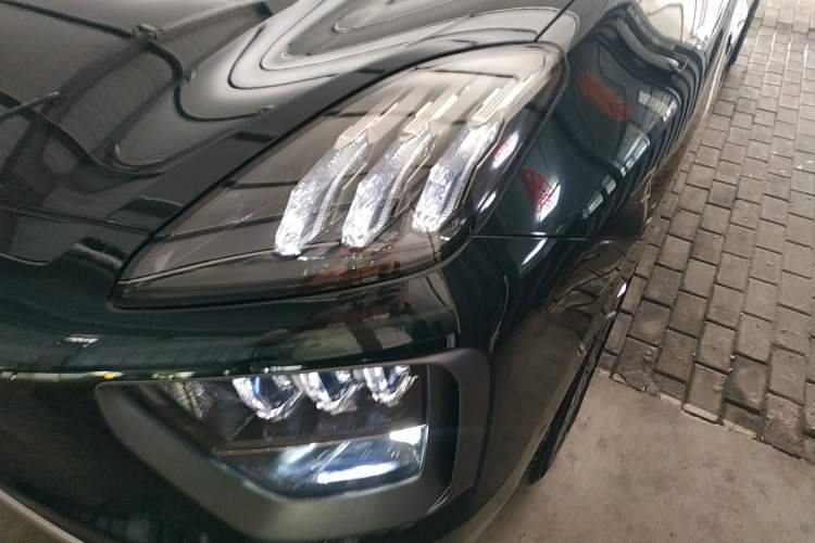 Used Hyptec HL 2025 Model Revised 350 Max Six-Seater LiDAR Edition Left Front Headlight