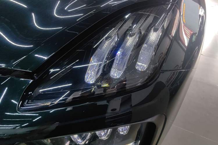 Used Hyptec HL 2025 700 Ultra Six-Seater All-Wheel-Drive LiDAR Version Left Front Headlight