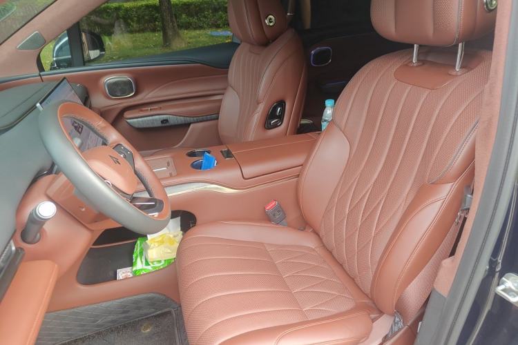 Used Hyptec HL 2025 350 Max Six-Seater LiDAR Version Left Front Seat