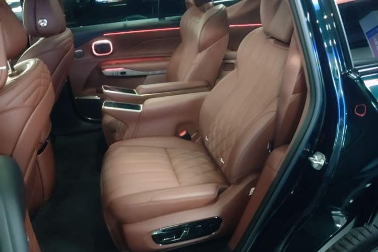 Used Hyptec HL 2025 Model Revised 350 Max Six-Seater LiDAR Edition Left Rear Seat