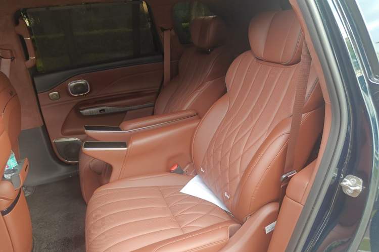 Used Hyptec HL 2025 350 Max Six-Seater LiDAR Version Left Rear Seat