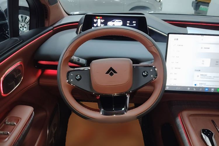 Used Hyptec HL 2025 Model Revised 350 Max Six-Seater LiDAR Edition Steering Wheel