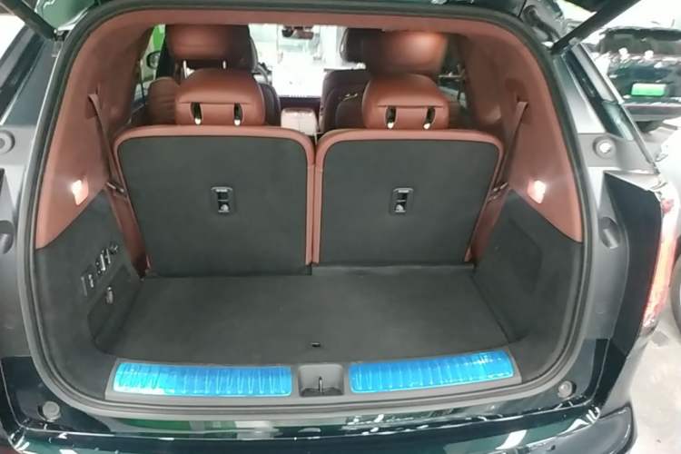Used Hyptec HL 2025 Model Revised 350 Max Six-Seater LiDAR Edition Trunk
