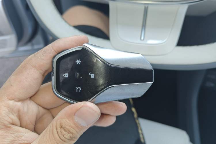 Used Hyptec HT 2023 670 Rear-Drive Ultra-High Voltage Version Vehicle Key