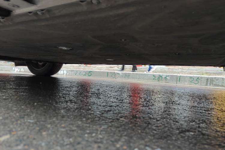 Used Hyptec HT 2024 670 Advanced Intelligent Driving Version Chassis Rear Left