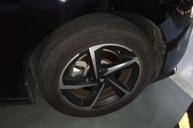 Used Hyptec HT 2023 600 Rear-Drive Tech Edition Exterior 1
