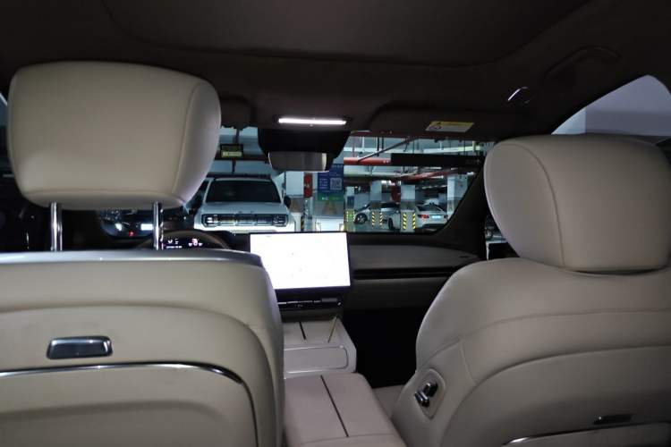 Used Hyptec HT 2023 600 Rear-Drive Tech Edition Headliner