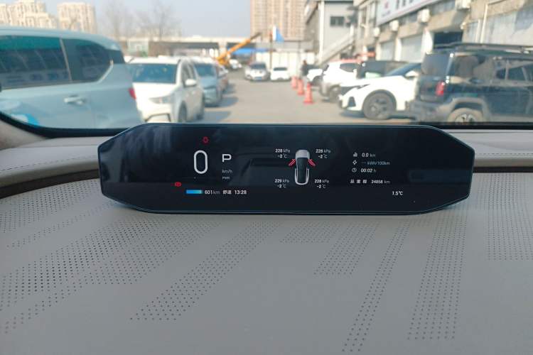 Used Hyptec HT 2023 670 Rear-Drive Ultra-High-Voltage NDA Version Instrument Cluster
