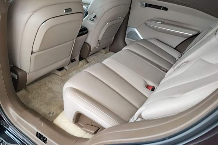 Used Hyptec HT 2023 670鸥翼 Ultra-High Voltage NDA Version Left Rear Seat