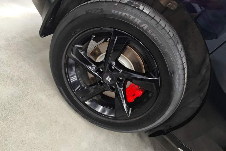 Used Hyptec HT 2023 600 Rear-Drive Tech Edition Right Rear Wheel Hub