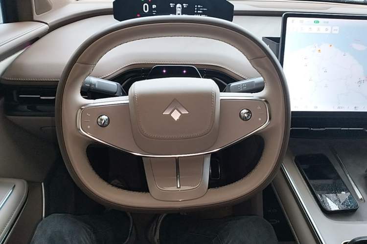 Used Hyptec HT 2023 670鸥翼 Ultra-High Voltage NDA Version Steering Wheel