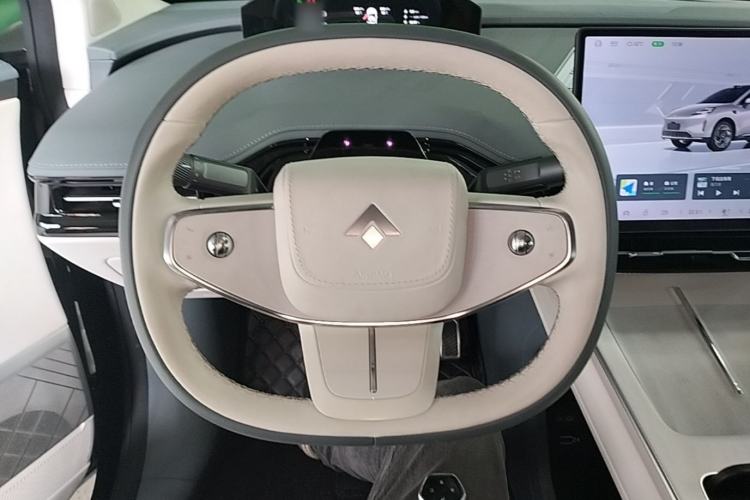 Used Hyptec HT 2023 670 Rear-Drive Ultra-High Voltage Version Steering Wheel