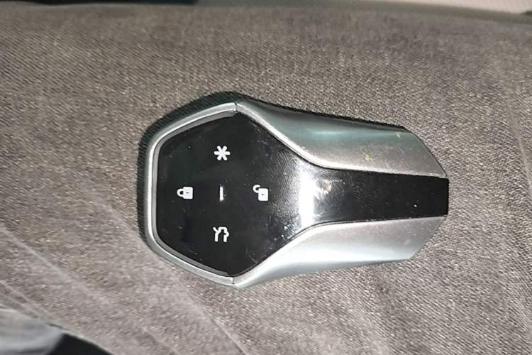 Used Hyptec HT 2023 670 Rear-Drive Ultra-High Voltage Version Vehicle Key