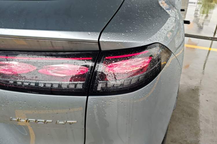 Used Hyptec HT 2023 670 Rear-Drive Ultra-High Voltage Version Right Rear Taillight