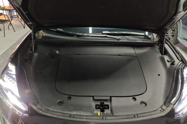 Used Hyptec HT 2023 670鸥翼 Ultra-High Voltage NDA Version Engine Bay