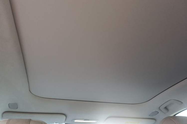 Used Hyptec HT 2023 670 Rear-Drive Ultra-High-Voltage NDA Version Headliner