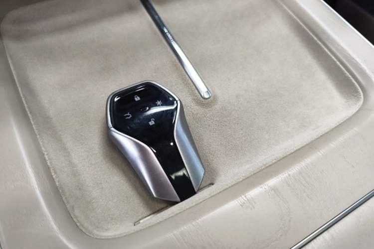 Used Hyptec HT 2023 670 Rear-Drive Ultra-High Voltage Version Vehicle Key