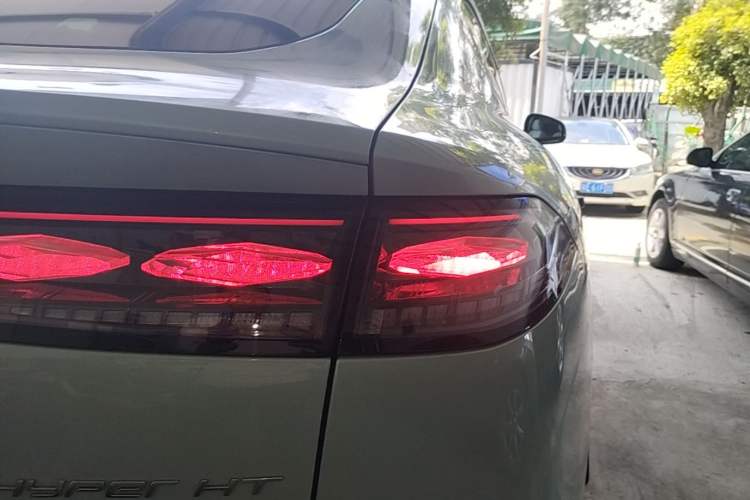 Used Hyptec HT 2023 670 Rear-Drive Ultra-High Voltage Version Exterior 3