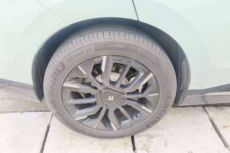 Used Hyptec HT 2023 670鸥翼 Ultra-High Voltage NDA Version Right Rear Wheel Hub