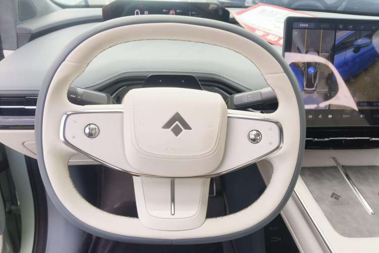Used Hyptec HT 2023 670鸥翼 Ultra-High Voltage NDA Version Steering Wheel