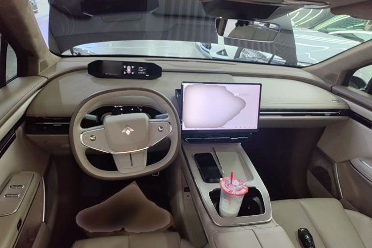 Used Hyptec HT 2023 600 Rear-Drive Tech Edition Center Console