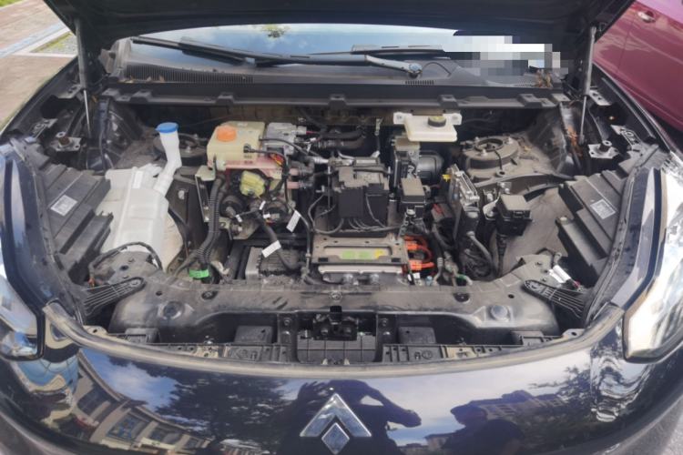 Used Hyptec HT 2023 600 Rear-Drive Tech Edition Engine Bay