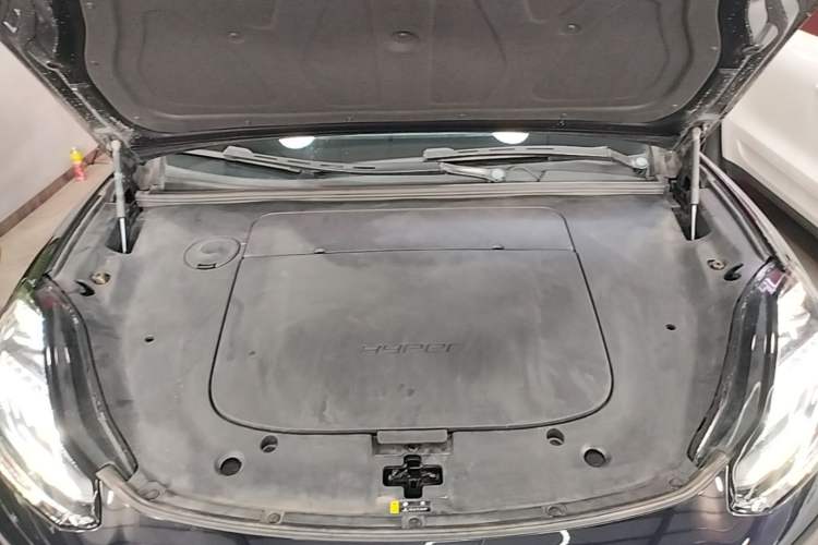 Used Hyptec HT 2023 670 Rear-Drive Ultra-High Voltage Version Engine Bay
