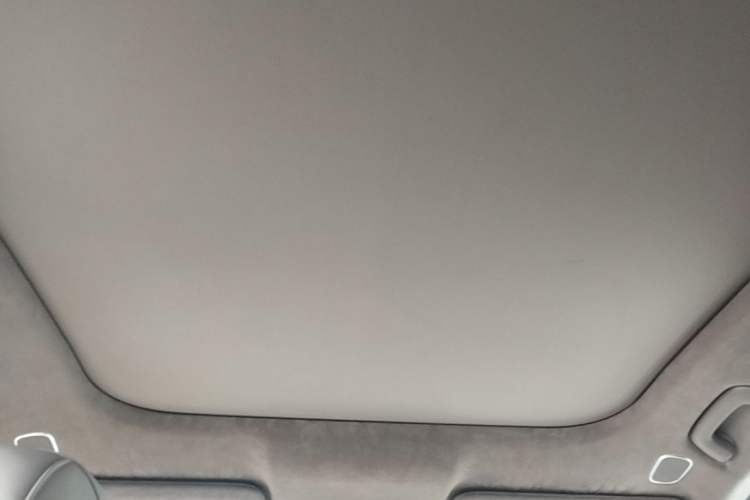 Used Hyptec HT 2023 670 Rear-Drive Ultra-High Voltage Version Headliner