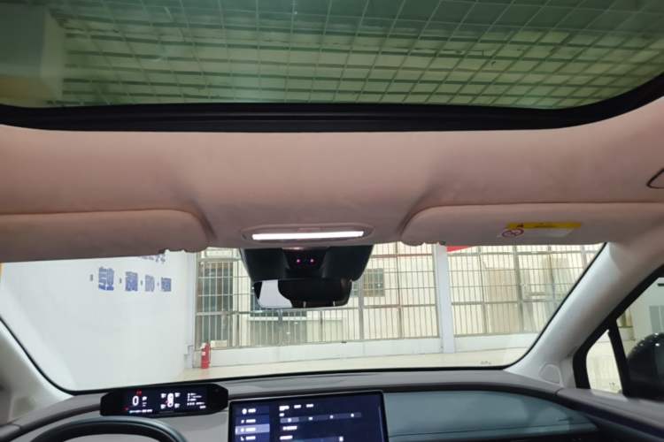 Used Hyptec HT 2023 670 Rear-Drive Ultra-High-Voltage NDA Version Headliner
