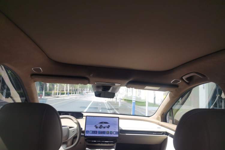 Used Hyptec HT 2023 600 Rear-Drive Tech Edition Headliner
