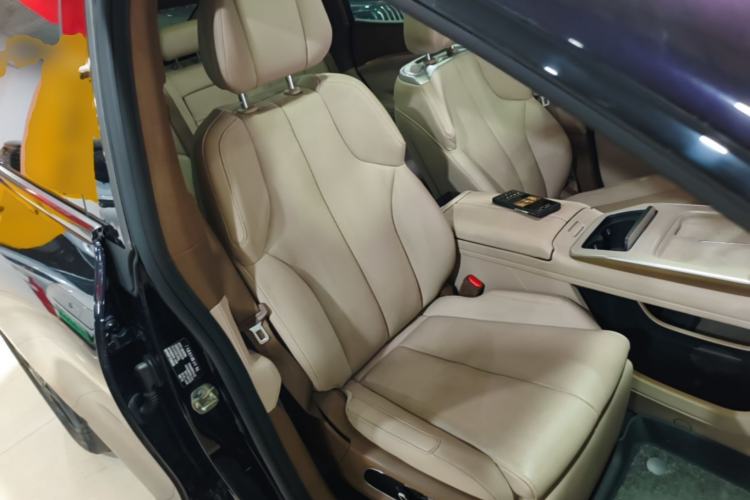 Used Hyptec HT 2023 670 Rear-Drive Ultra-High-Voltage NDA Version Right Front Seat