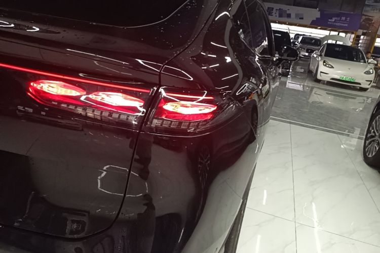 Used Hyptec HT 2023 670鸥翼 Ultra-High Voltage NDA Version Right Rear Taillight