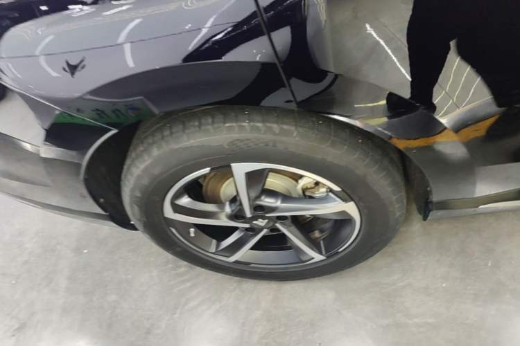 Used Hyptec HT 2023 600 Rear-Drive Tech Edition Right Rear Wheel Hub