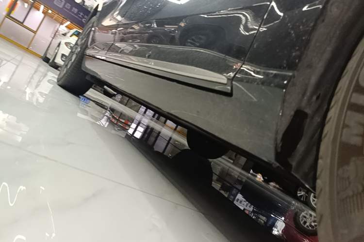 Used Hyptec HT 2023 670鸥翼 Ultra-High Voltage NDA Version Right Side Sill