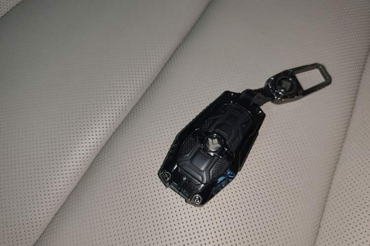 Used Hyptec HT 2023 600 Rear-Drive Tech Edition Vehicle Key