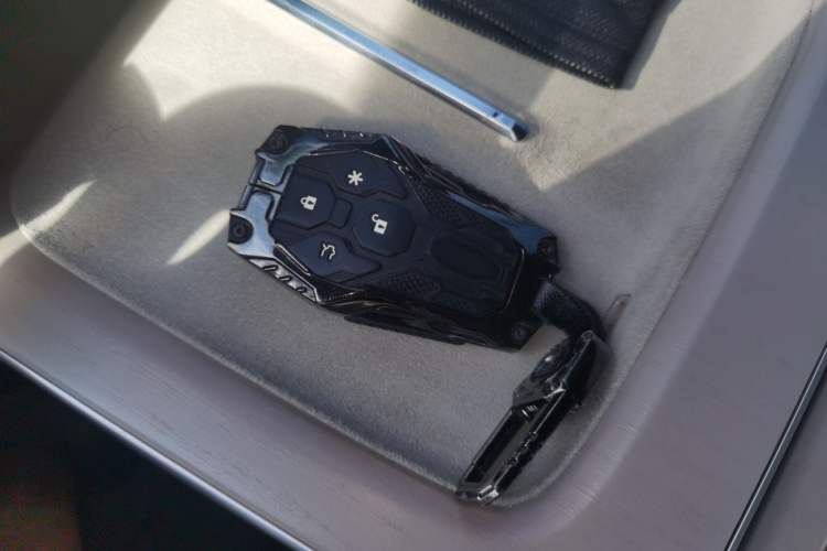 Used Hyptec HT 2023 600 Rear-Drive Tech Edition Vehicle Key