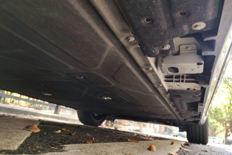 Used Hyptec HT 2023 670 Rear-Drive Ultra-High Voltage Version Chassis Rear Right