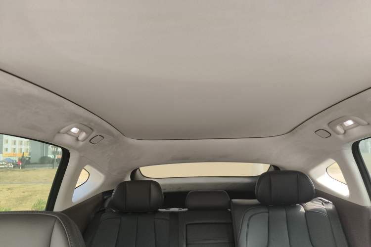 Used Hyptec HT 2023 670 Rear-Drive Ultra-High Voltage Version Headliner