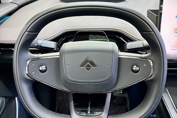 Used Hyptec HT 2023 670 Rear-Drive Ultra-High Voltage Version Interior 1