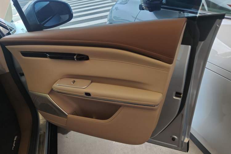 Used Hyptec HT 2023 670鸥翼 Ultra-High Voltage NDA Version Interior 5