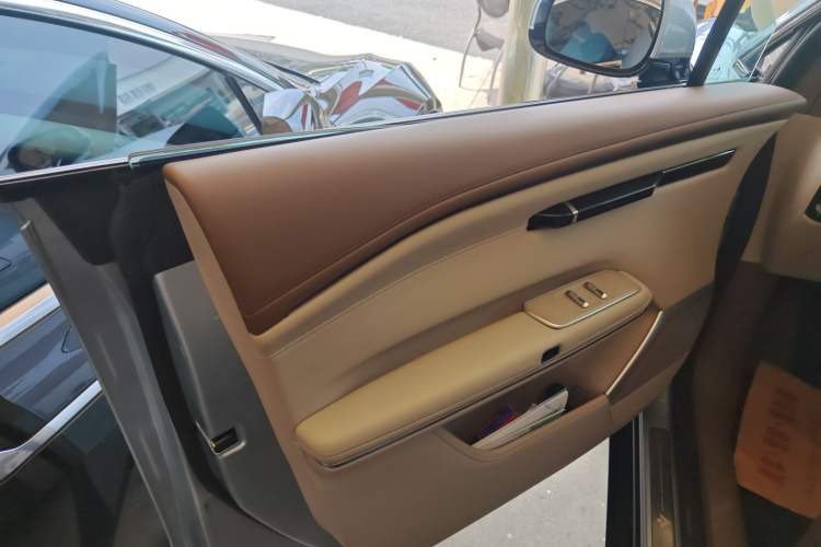 Used Hyptec HT 2023 670鸥翼 Ultra-High Voltage NDA Version Interior 7