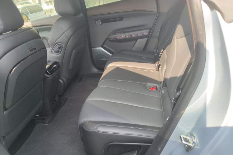 Used Hyptec HT 2023 670 Rear-Drive Ultra-High Voltage Version Left Rear Seat