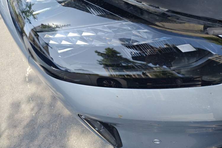 Used Hyptec HT 2023 670 Rear-Drive Ultra-High-Voltage NDA Version Right Front Headlight