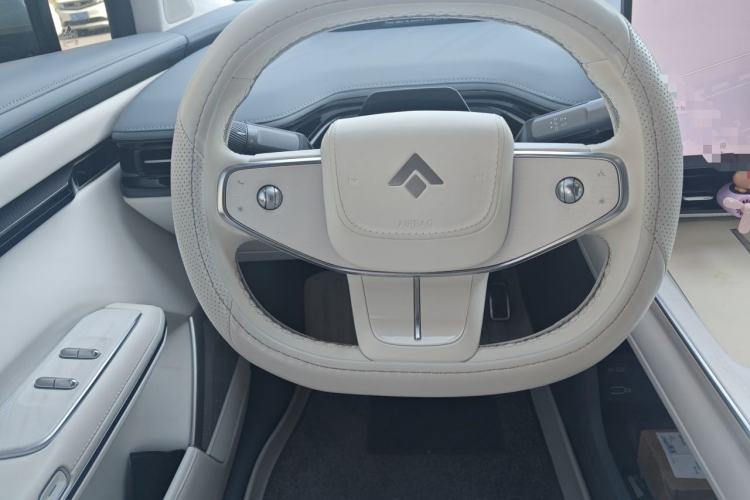 Used Hyptec HT 2023 670 Rear-Drive Ultra-High-Voltage NDA Version Steering Wheel